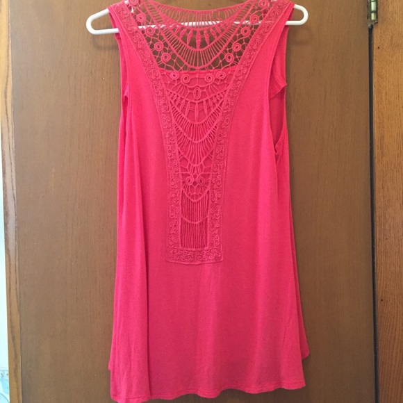 Pink top - Picture 2 of 8